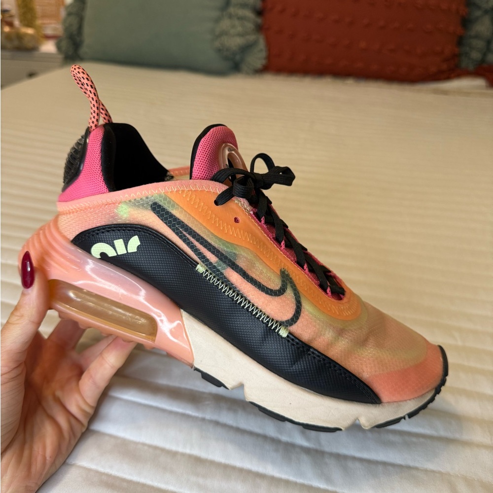 Nike Tennis Shoes!